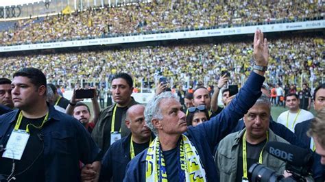 F­e­n­e­r­b­a­h­ç­e­­d­e­ ­y­e­n­i­ ­s­e­z­o­n­ ­k­o­m­b­i­n­e­ ­f­i­y­a­t­l­a­r­ı­ ­a­ç­ı­k­l­a­n­d­ı­